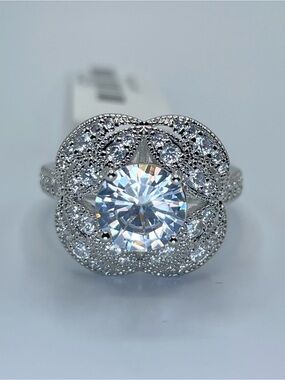 Swarovski Crystal Elements White Crystal Art Deco Halo Statement Ring Size 6.5